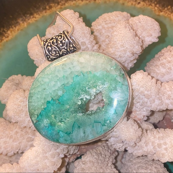 Solar Quartz Druzy exotic Natural Gemstone pendant